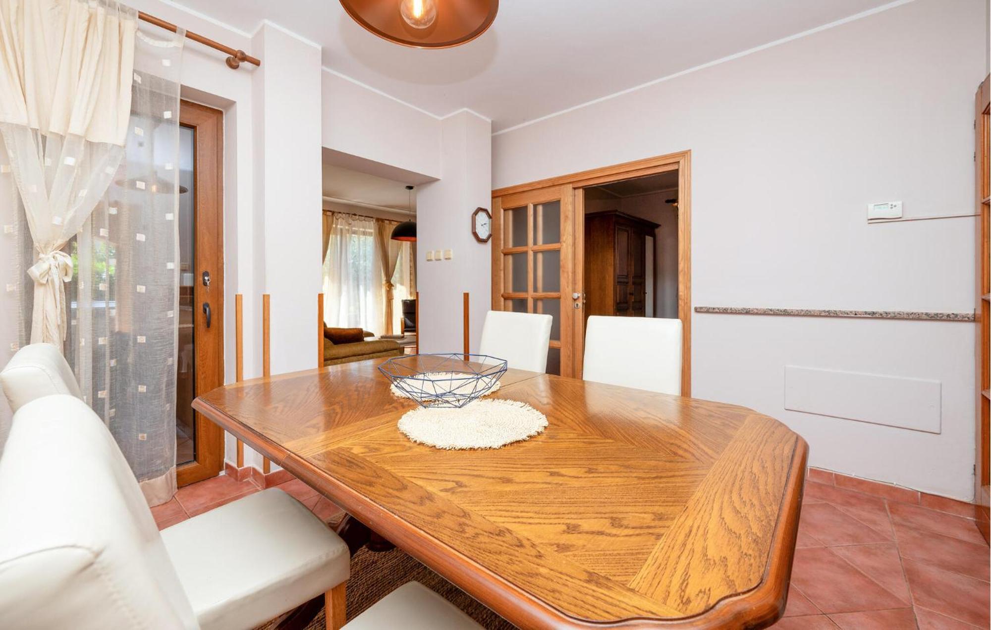 Stunning Apartment In Rovinj With Kitchen 外观 照片